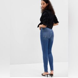 GAP True Skinny MidRise Jean -True Blue- EUC-Sz 26